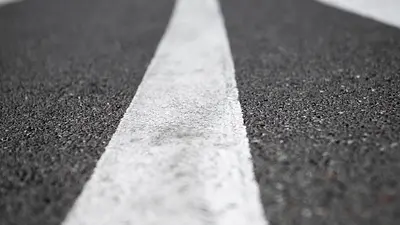 Rusza przebudowa drogi powiatowej w Pławcach — inwestycja poprawi bezpieczeństwo i komfort podróży