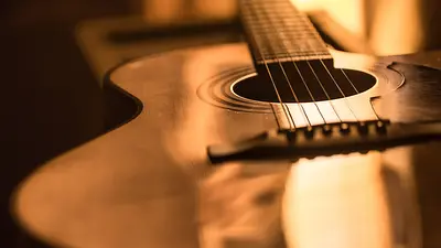 "Muzyka w blasku świec" na Starym Rynku – akustyczny koncert zespołu Ambitus już 15 sierpnia